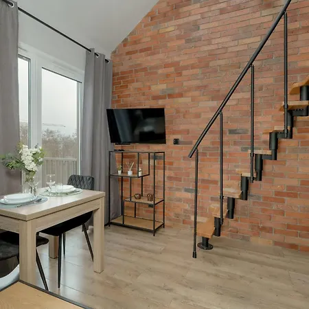 Apartament W Stylu Loft Antresola & Balkon By Renters Apartment